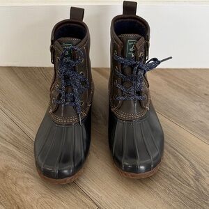 G.H. Bass & Co. Navy Blueand Brown Duck boots Winter Boots size 7